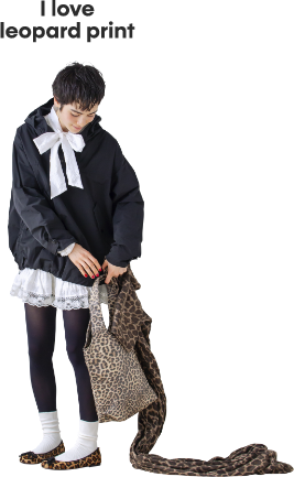 モデル女性と商品の画像