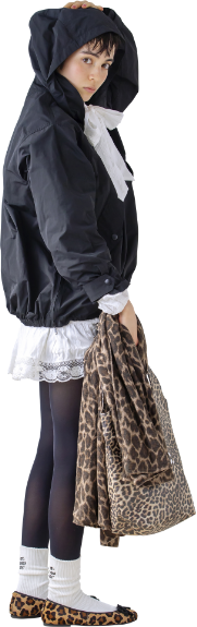 モデル女性と商品の画像