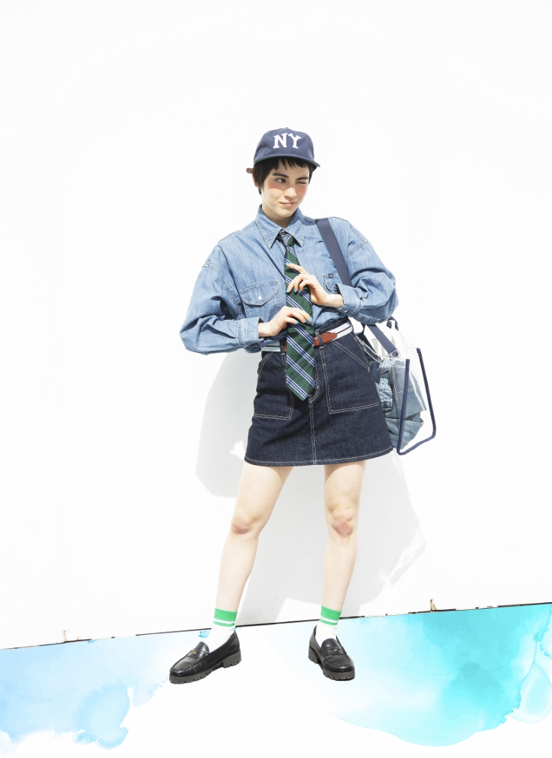モデル女性と商品の画像 スライド5枚目